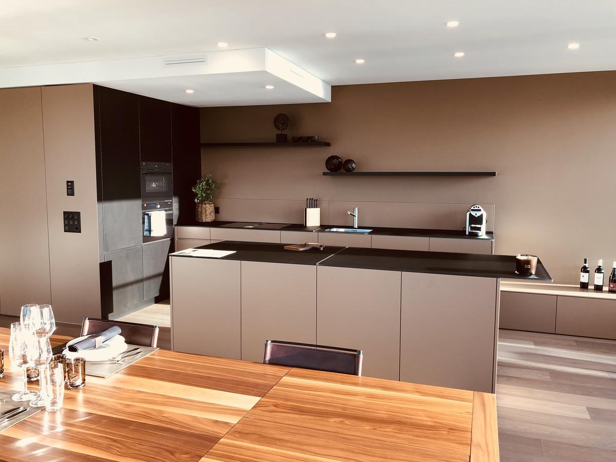 Park Tower City View Apartments Zug Ngoại thất bức ảnh
